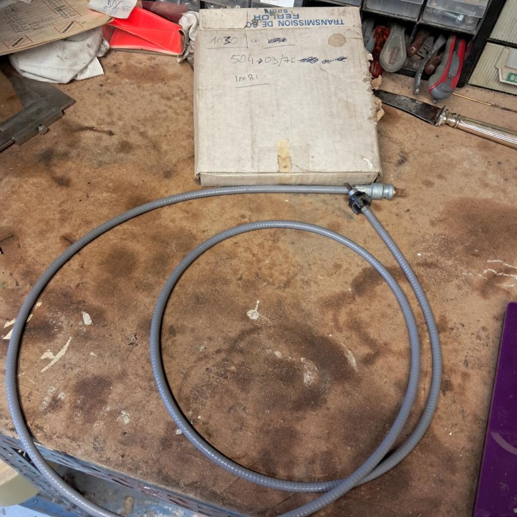 Cable compteur PEUGEOT 504 neuf LesAnciennes.com