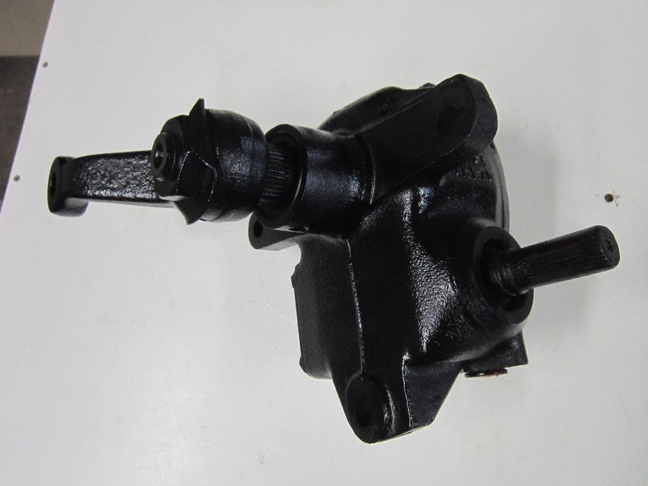 RECHERCHE BOITIER DIRECTION ASSISTEE J9 H.S. LesAnciennes.com