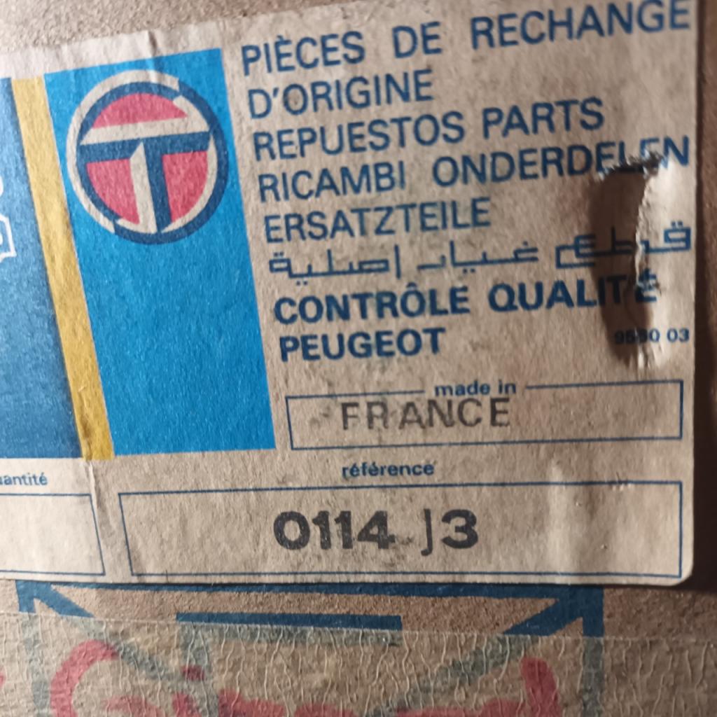 Pistons PEUGEOT 504 LesAnciennes.com