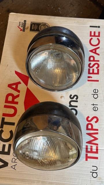 Phares boules Marschall DS Modèle 1962 - 1967 LesAnciennes.com