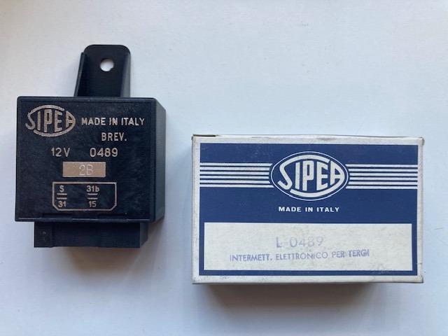 Relais essuie-glace SIPEA LesAnciennes.com