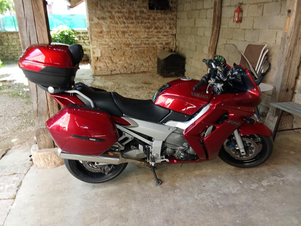 YAMAHA FJR 1300 - 2003 LesAnciennes.com