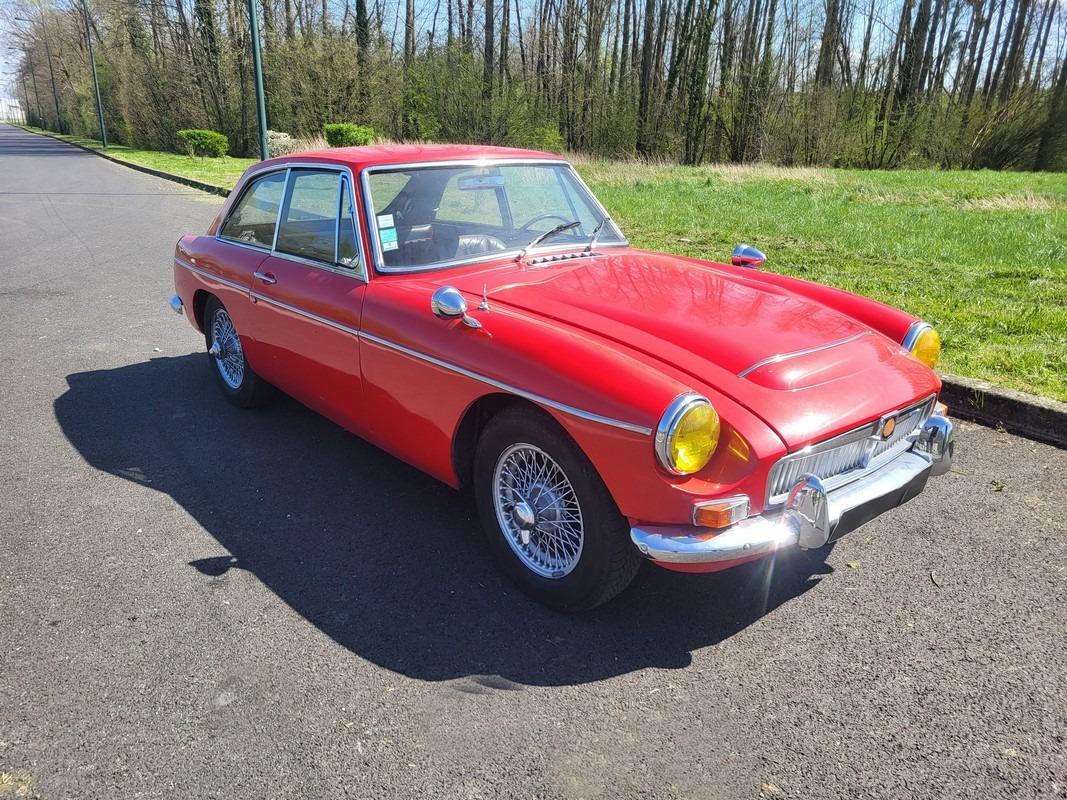 MG MGB - 1967 LesAnciennes.com