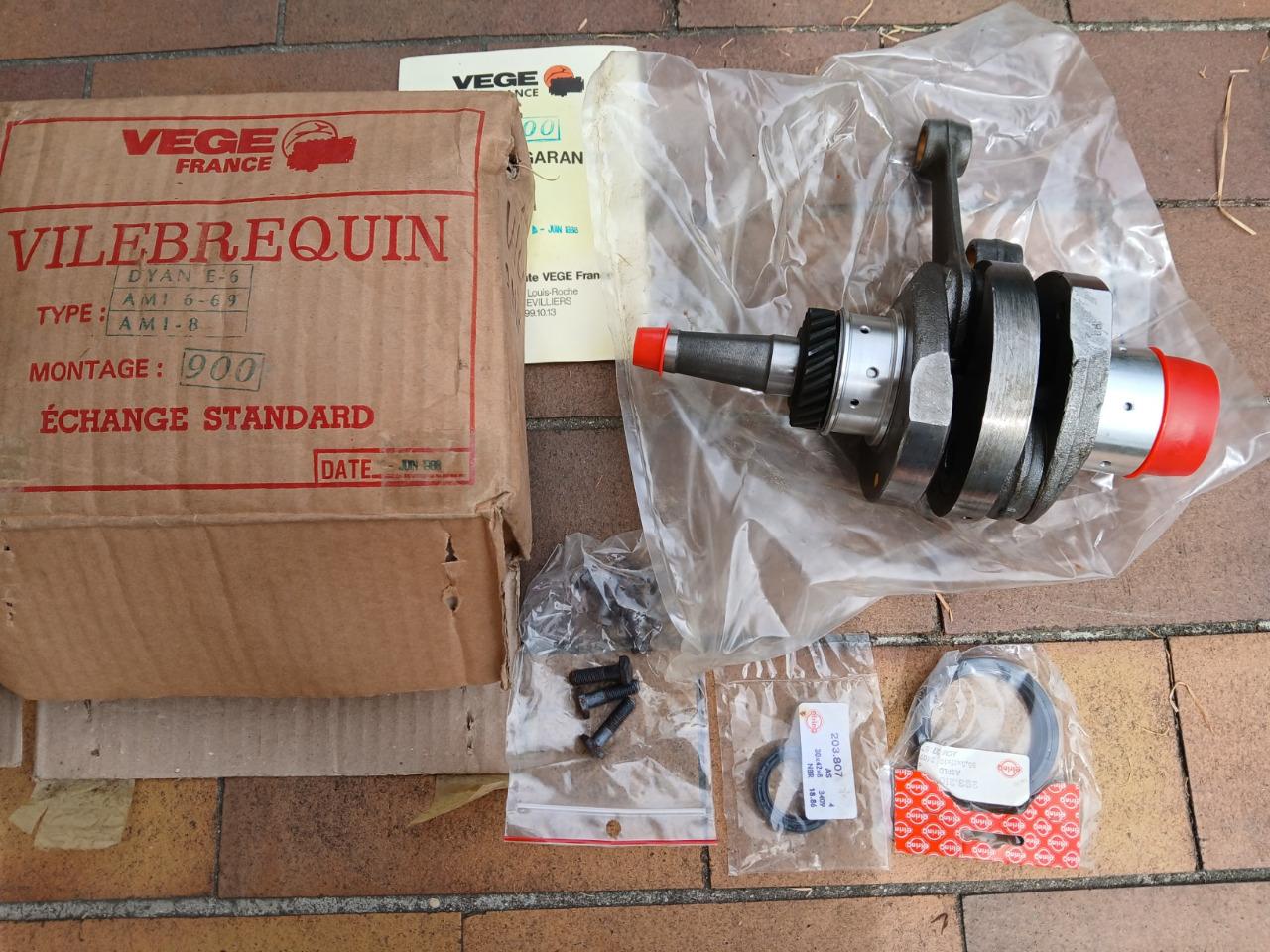Pièces CITROEN Dyane 6/Ami 6-8 embiellage LesAnciennes.com