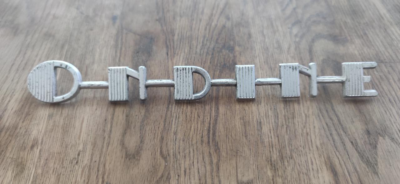 Monogramme RENAULT Ondine LesAnciennes.com