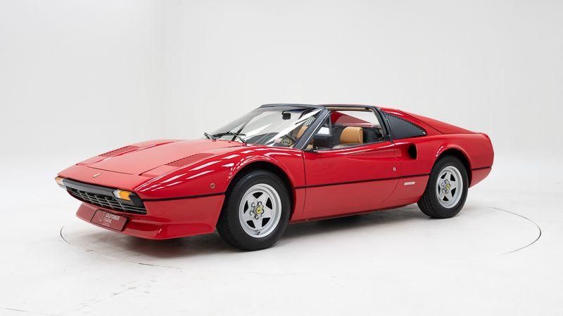 FERRARI 308 GTSi - 1982 LesAnciennes.com