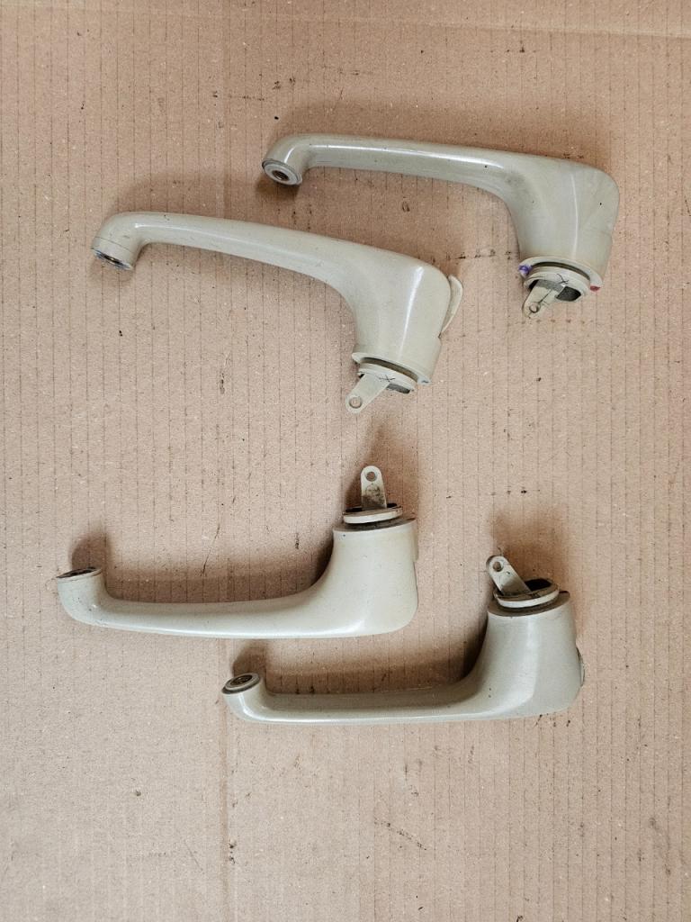 Poignée de porte CITROEN DS LesAnciennes.com