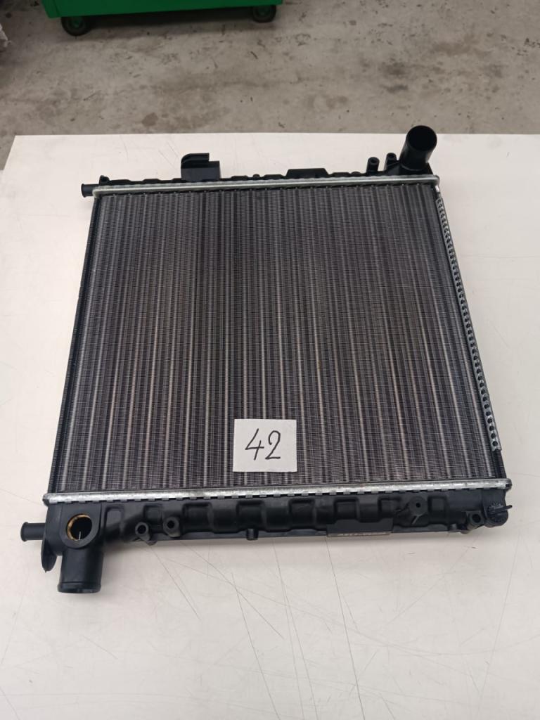 Radiateur pour Lancia Thema et Fiat Croma LesAnciennes.com