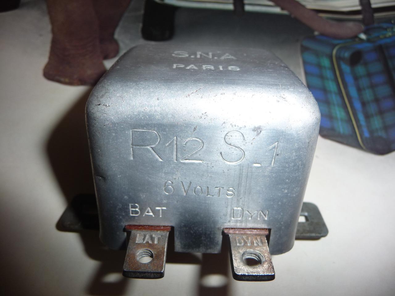 SNA R12 S 1 REGULATEUR POUR DYNAMO CITROEN LesAnciennes.com