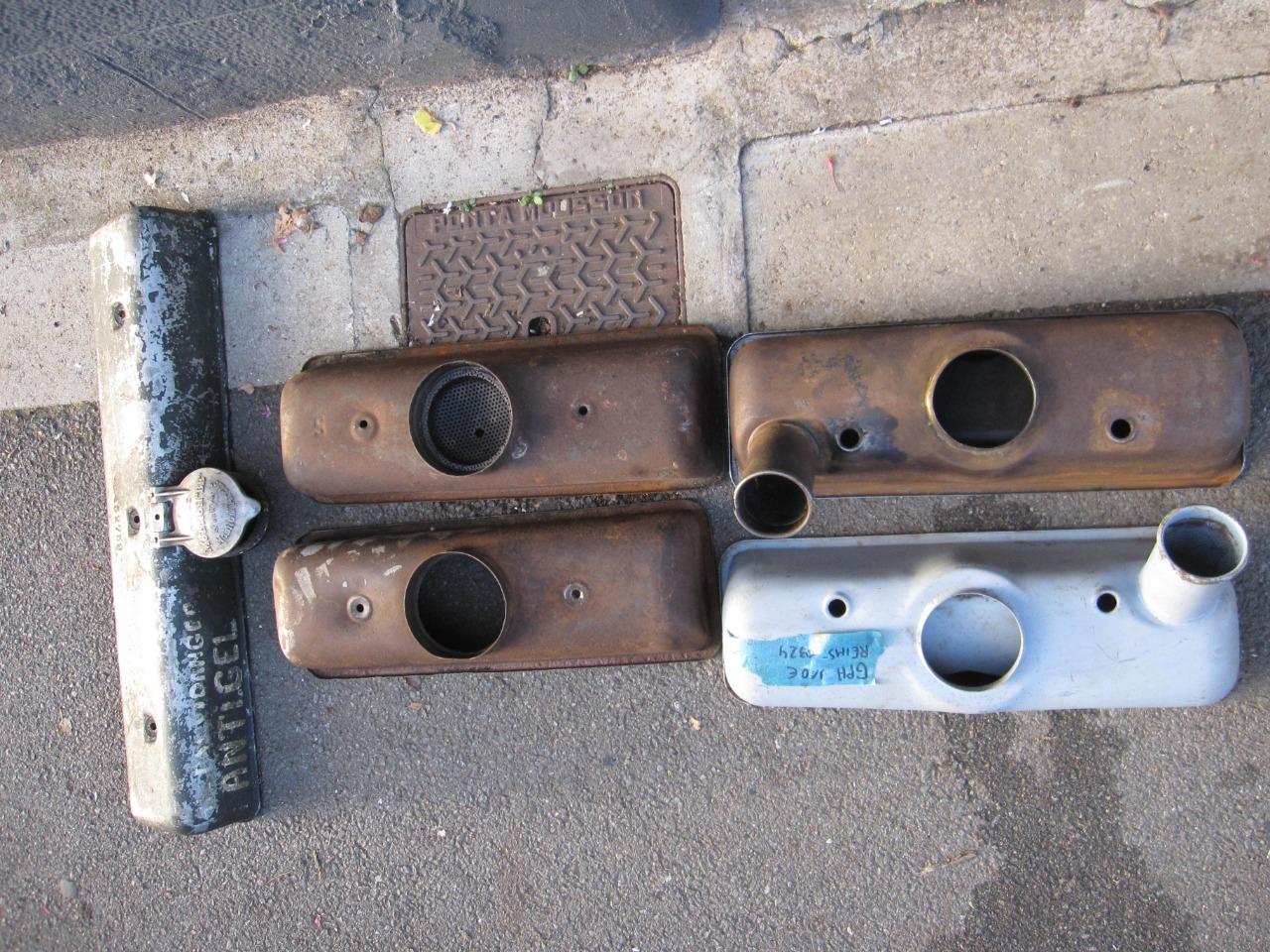 Cache culbuteurs CITROEN Traction LesAnciennes.com