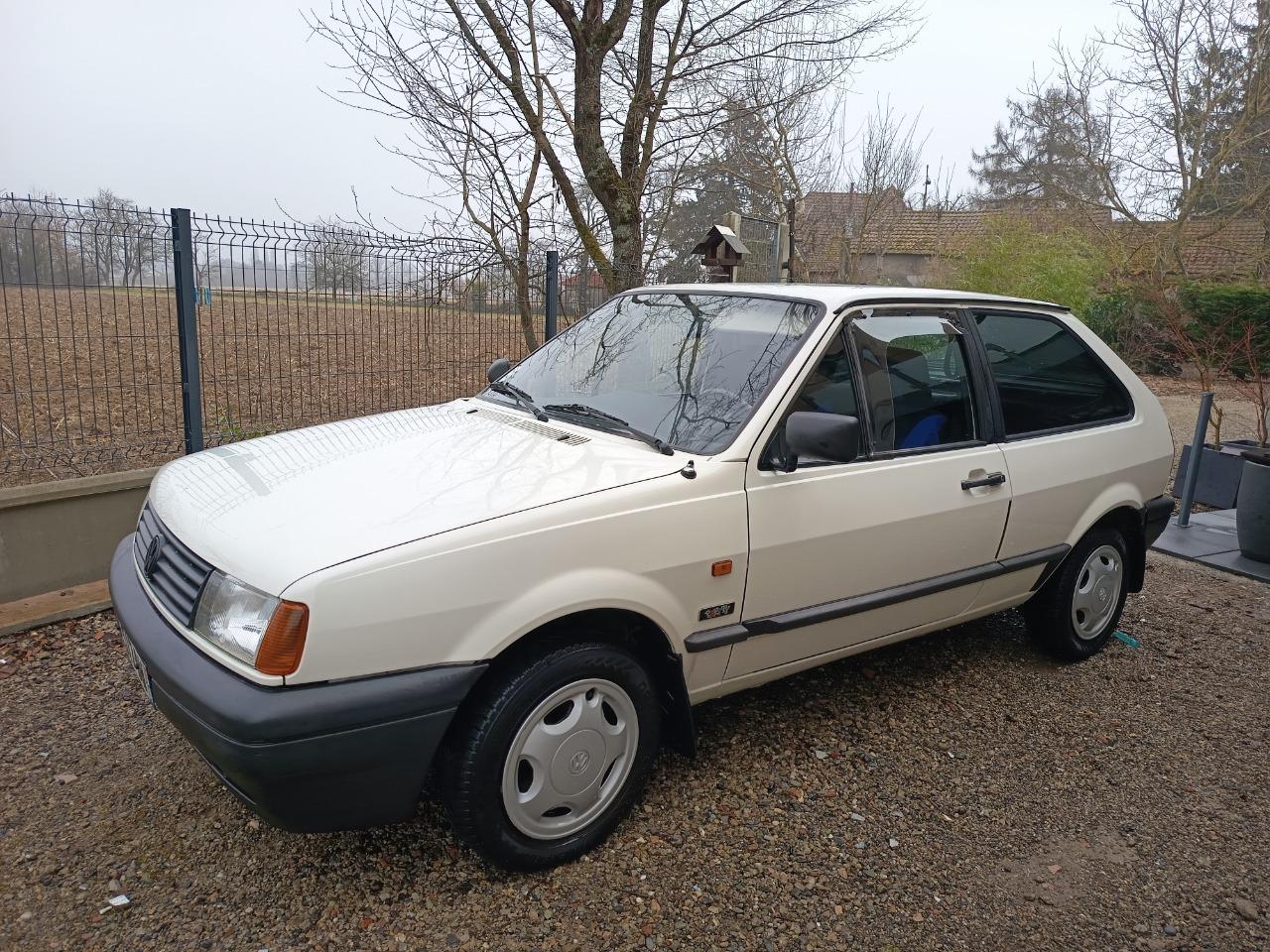 VOLKSWAGEN Polo Pretty coupé - 1994 LesAnciennes.com