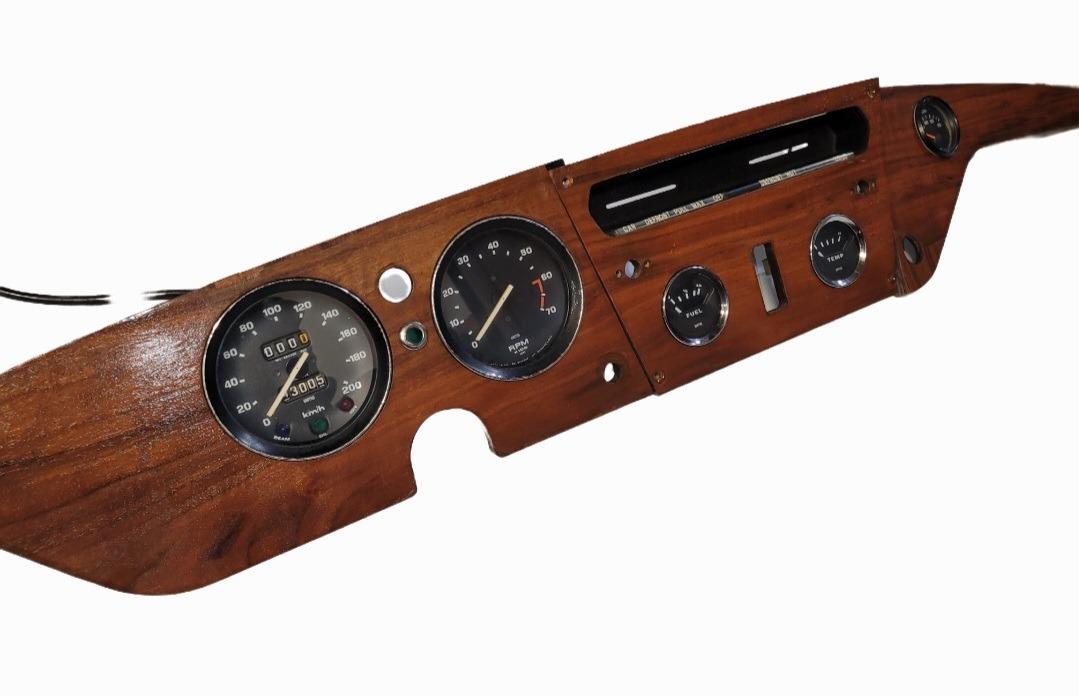 TABLEAU DE BORD TRIUMPH Spitfire MKIV ET 1500FH LesAnciennes.com