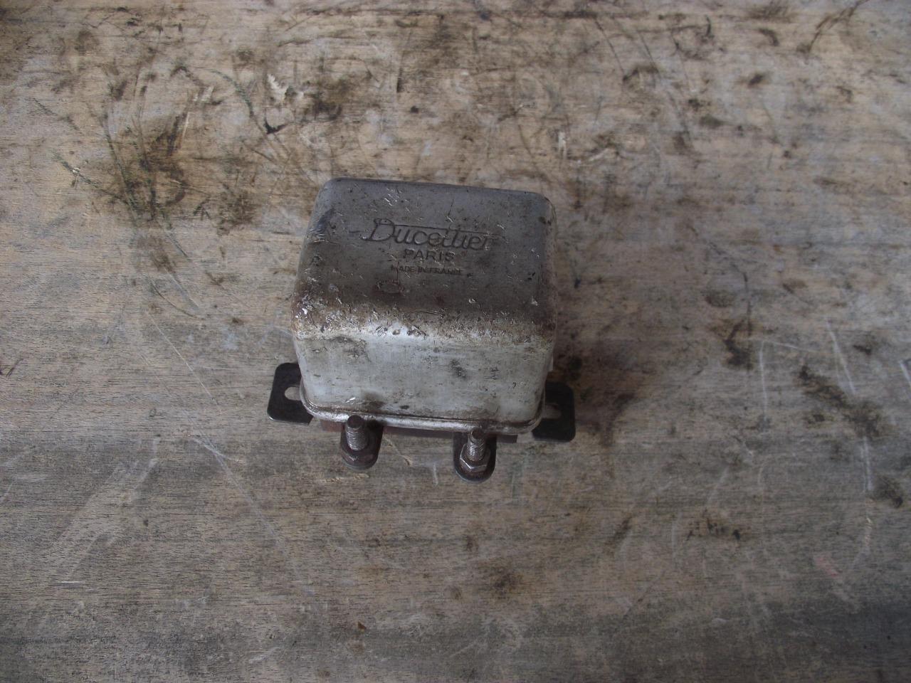 Régulateur CITROEN Traction 11 B LesAnciennes.com