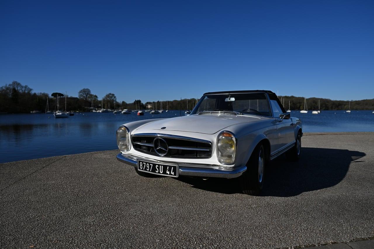 1965 Mercedes-Benz W113 230SL Automatic LesAnciennes.com