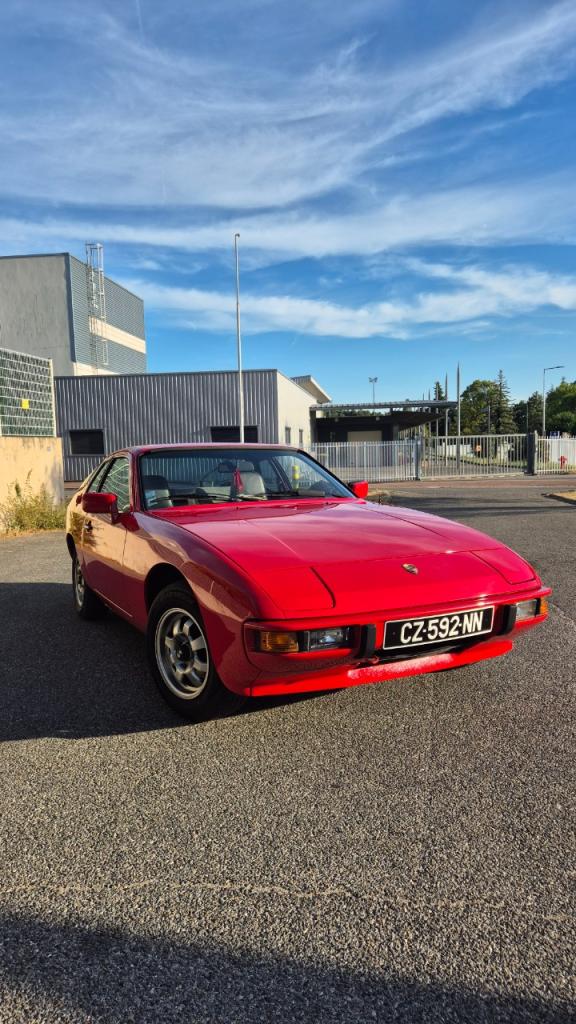 PORSCHE 924 2.0 - 1979 LesAnciennes.com