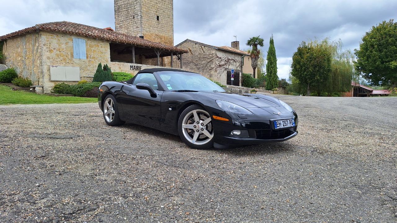 CHEVROLET Corvette C6 CABRIOLET Z51 - 2005 LesAnciennes.com
