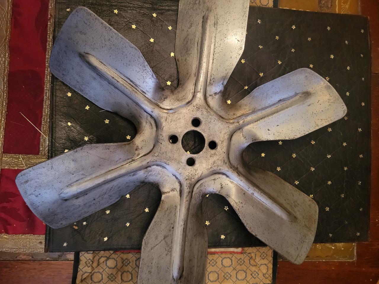 Pièces CITROEN TRACTION TRACTION. AVANT LesAnciennes.com