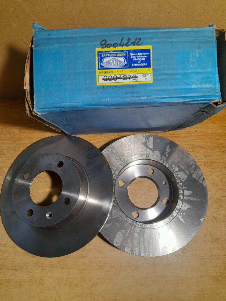 Disques de frein avant vw polo 1 golf 1 LesAnciennes.com