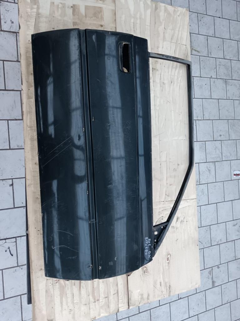 Porte droite Maserati Biturbo LesAnciennes.com