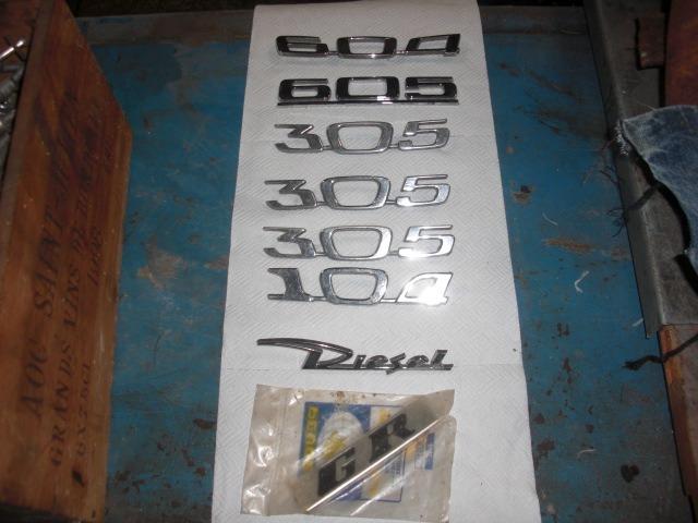 Lot de pièces PEUGEOT 305 LesAnciennes.com