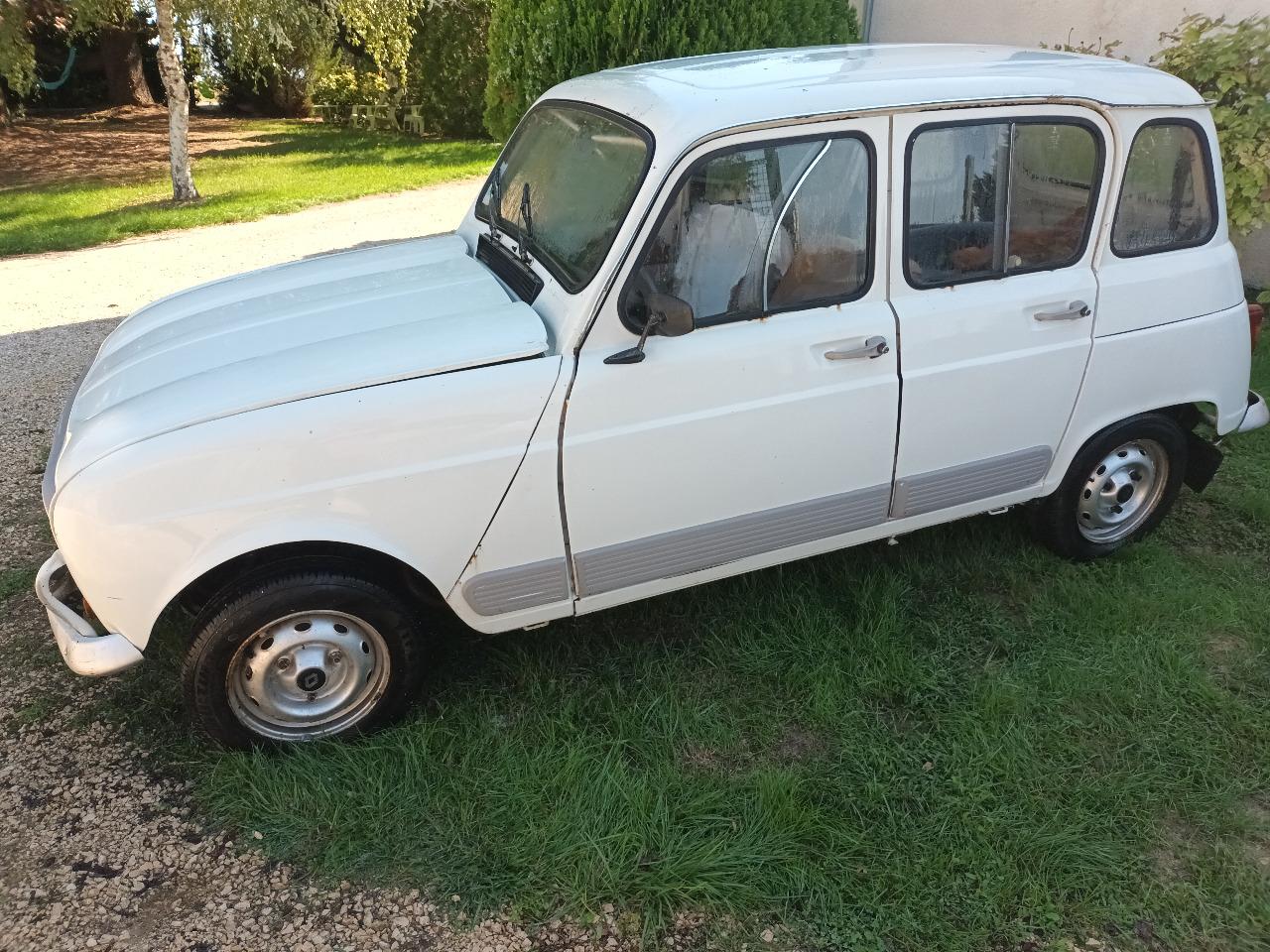 RENAULT 4 (R4) gtl - 1982 LesAnciennes.com