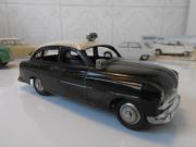 image_0-Dinky toys Ford vedette taxi