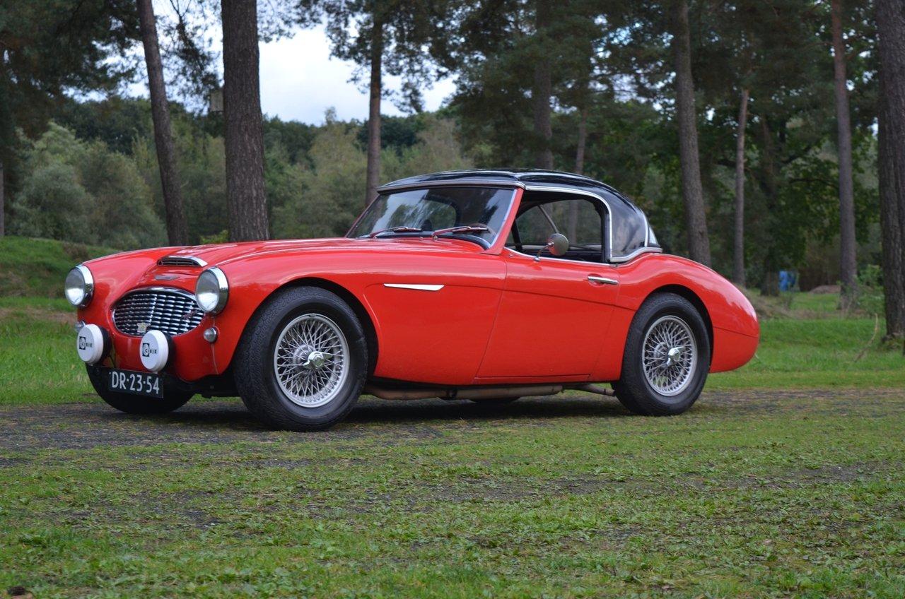 1958 Austin Healey 100-6 LesAnciennes.com