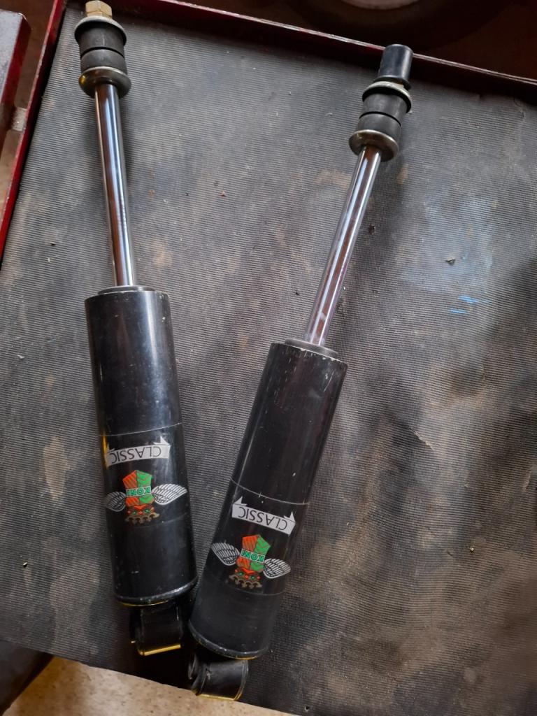 JAGUAR MK2 amortisseurs avant koni LesAnciennes.com