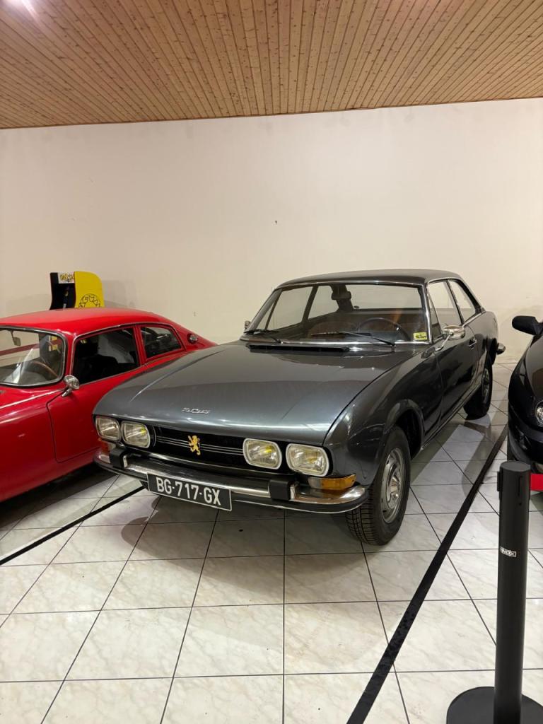 PEUGEOT 504 COUPE INJECTION - 1974 LesAnciennes.com