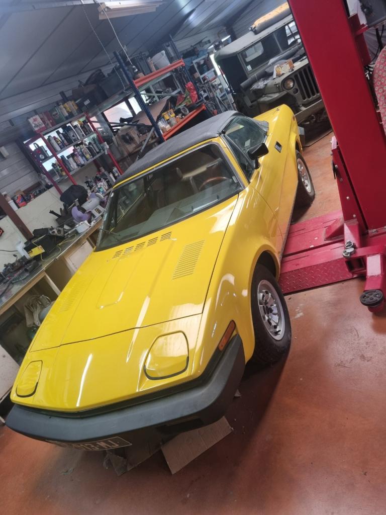 TRIUMPH TR7 cabriolet - 1980 LesAnciennes.com