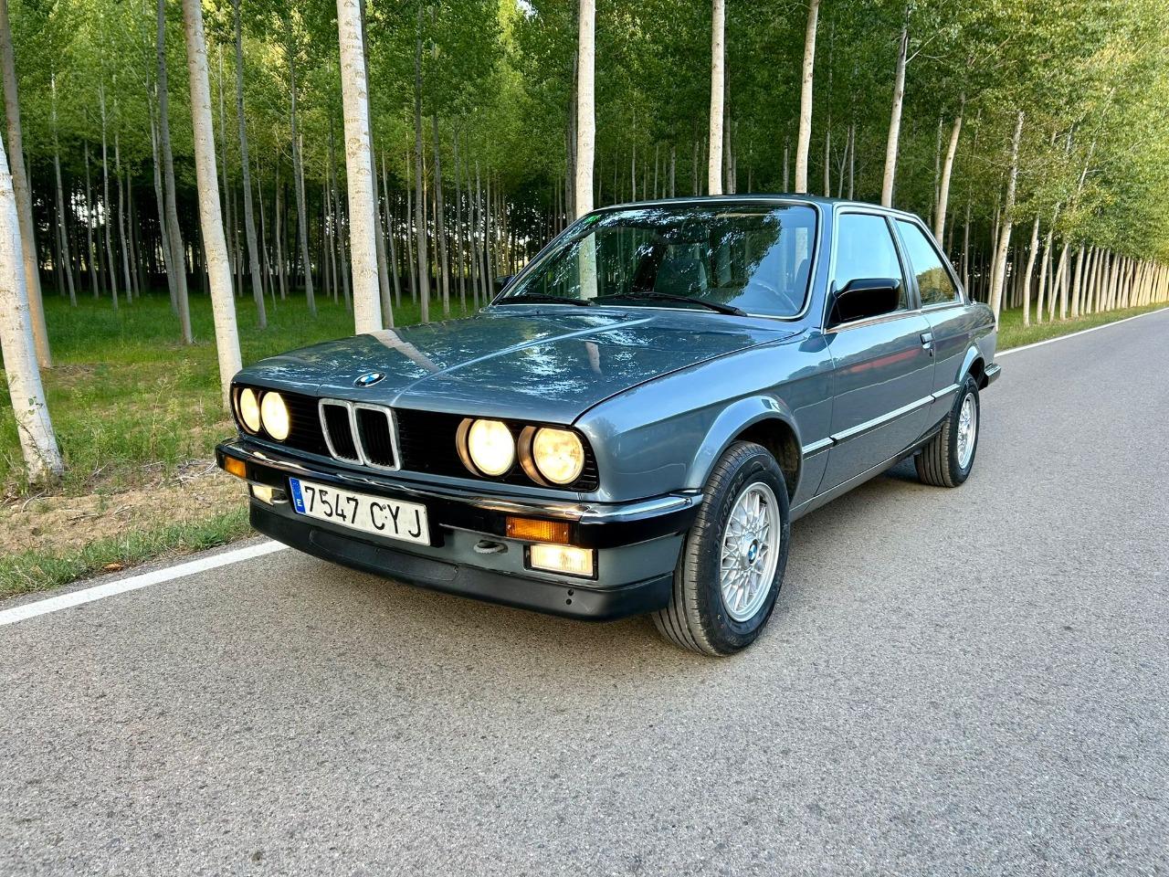BMW 325 - 1986 LesAnciennes.com