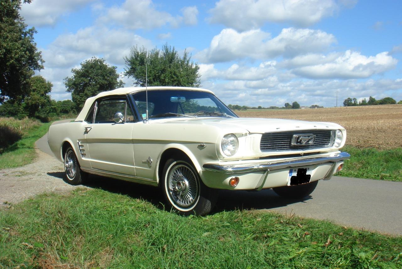 FORD Mustang cabriolet - 1966 LesAnciennes.com