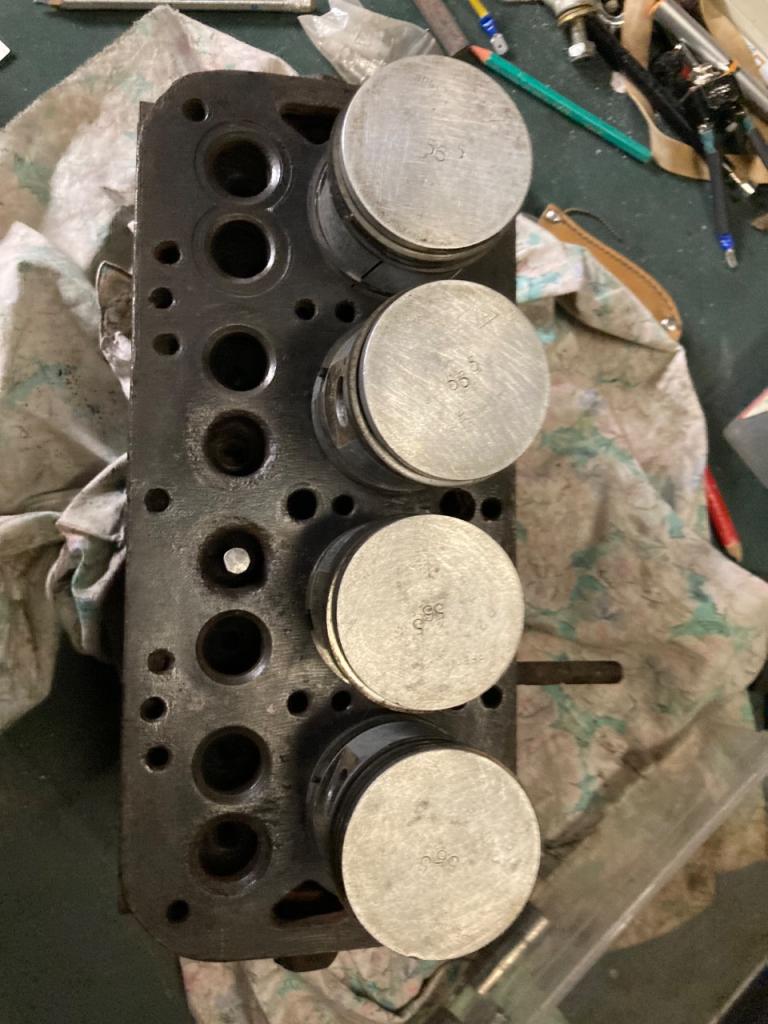 Citroen 5hp pistons LesAnciennes.com