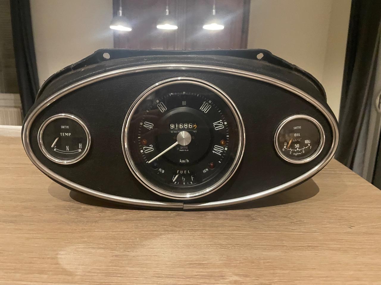 Compteur AUSTIN Mini LesAnciennes.com