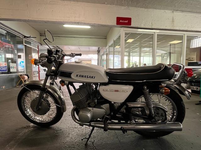 KAWASAKI 500 H1 MACH 3 - 1970 LesAnciennes.com