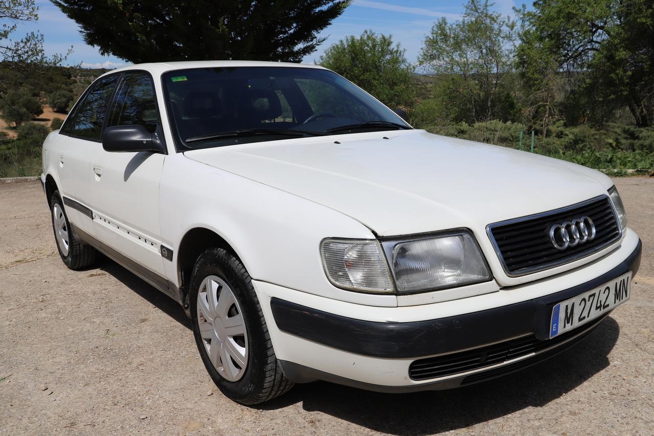 1994 Audi 100 2.3E C4 LesAnciennes.com