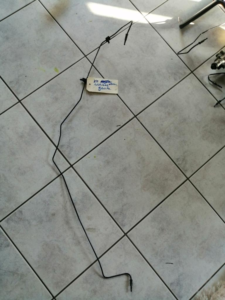 CITROEN XM durite hydraulique vérin avant LesAnciennes.com