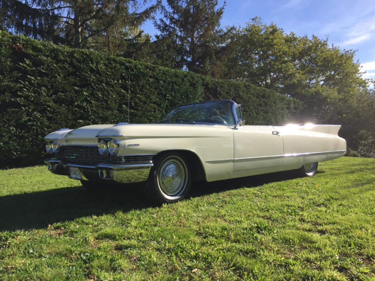 CADILLAC 62 Convertible De Ville - 1960 LesAnciennes.com