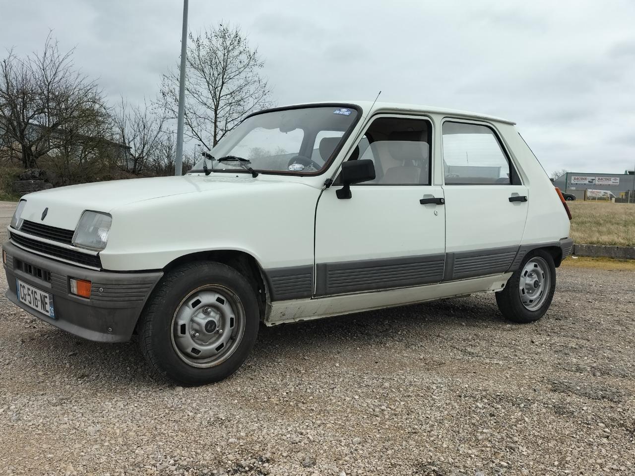 RENAULT 5 (R5) 139700 - 1984 LesAnciennes.com