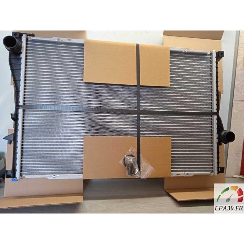 60648A RADIATEUR REFROIDISSEMENT BMW 5 E39 7 E38 LesAnciennes.com