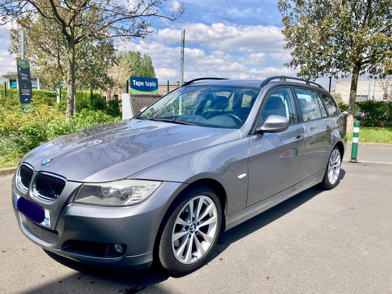 BMW 320 320i E91 LUXE LesAnciennes.com