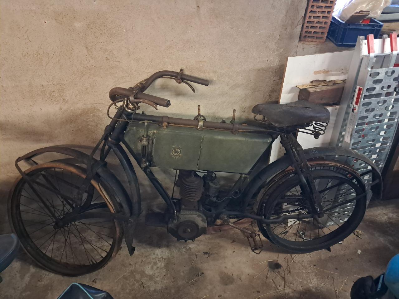PEUGEOT 330cc - 1904 LesAnciennes.com