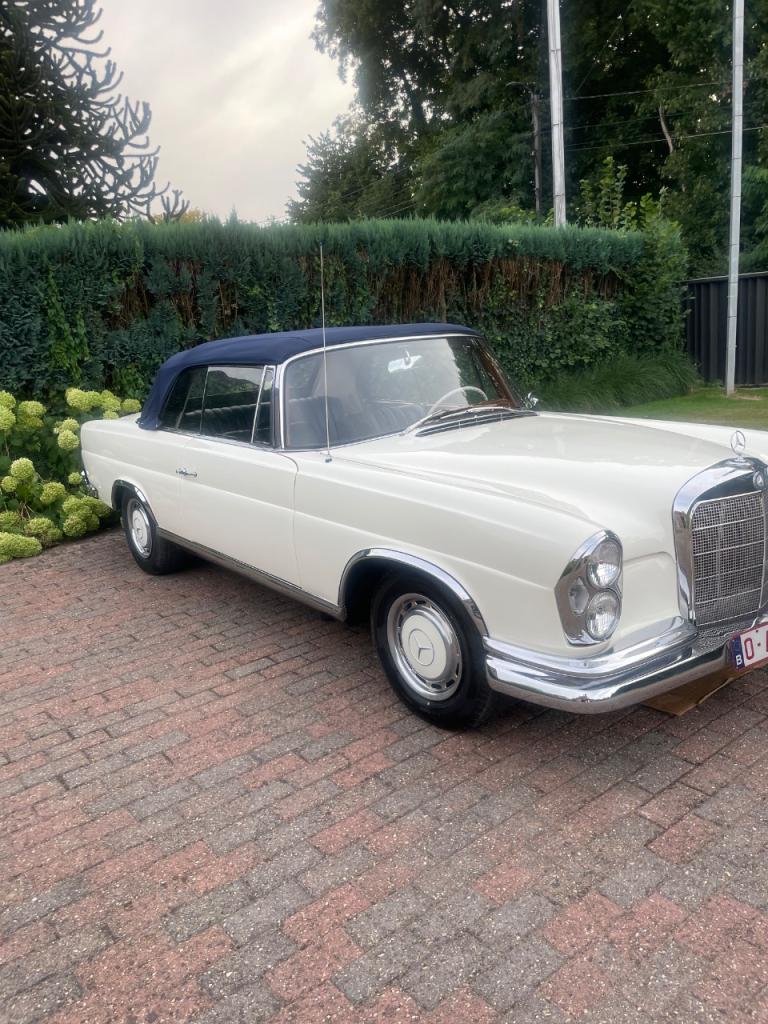 MERCEDES 220 SE Cabriolet - 1965 LesAnciennes.com