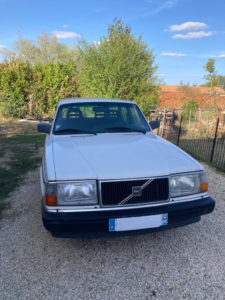 VOLVO 240 Break - 1992 LesAnciennes.com