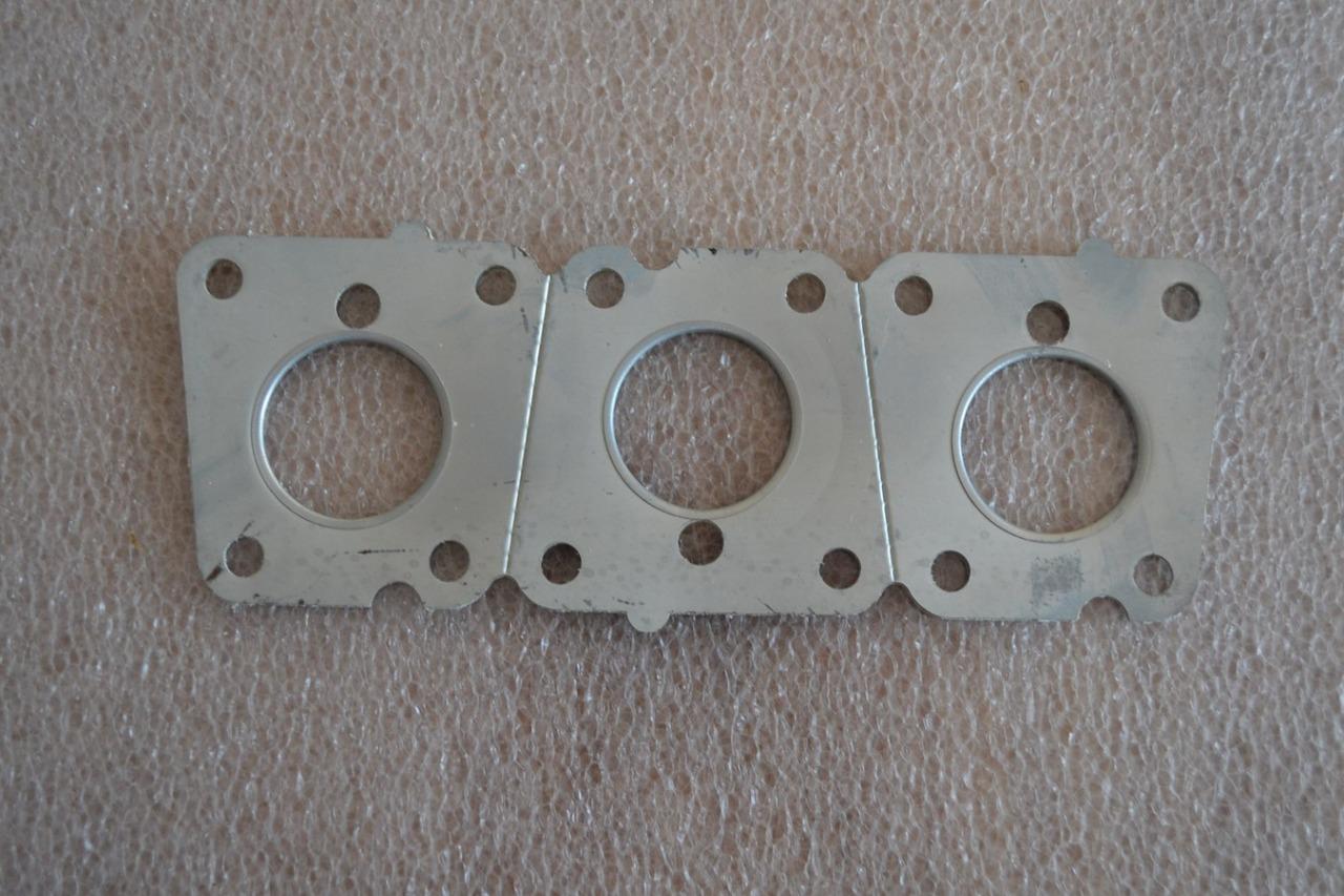 Jeu 3 joints collecteur éch. PEUGEOT 604 V6 LesAnciennes.com