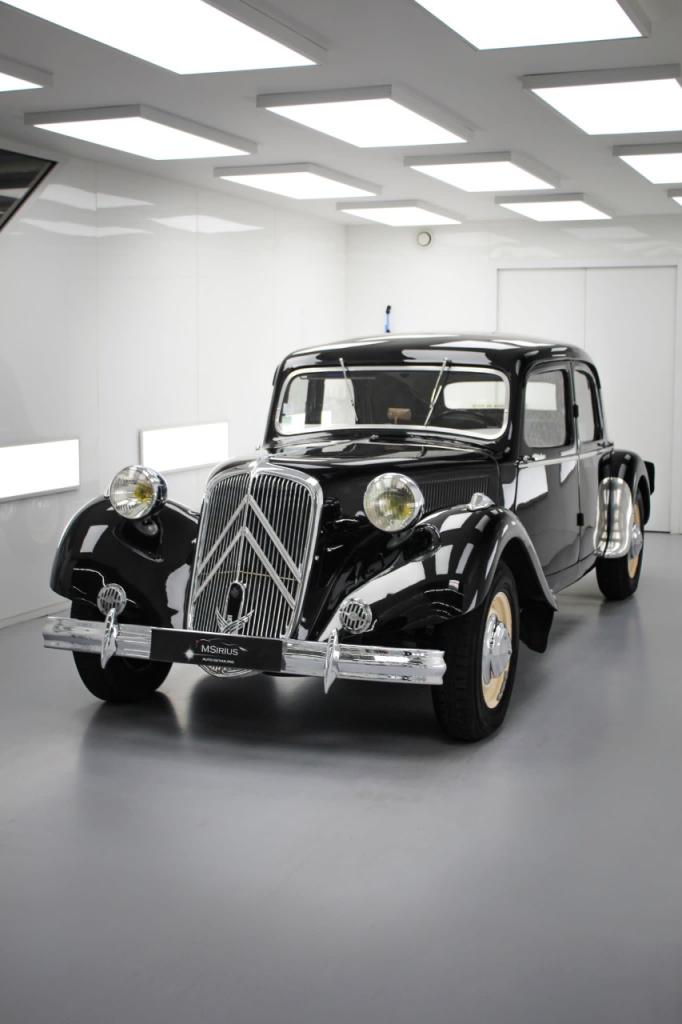 CITROEN Traction 15/6 D - 1950 LesAnciennes.com