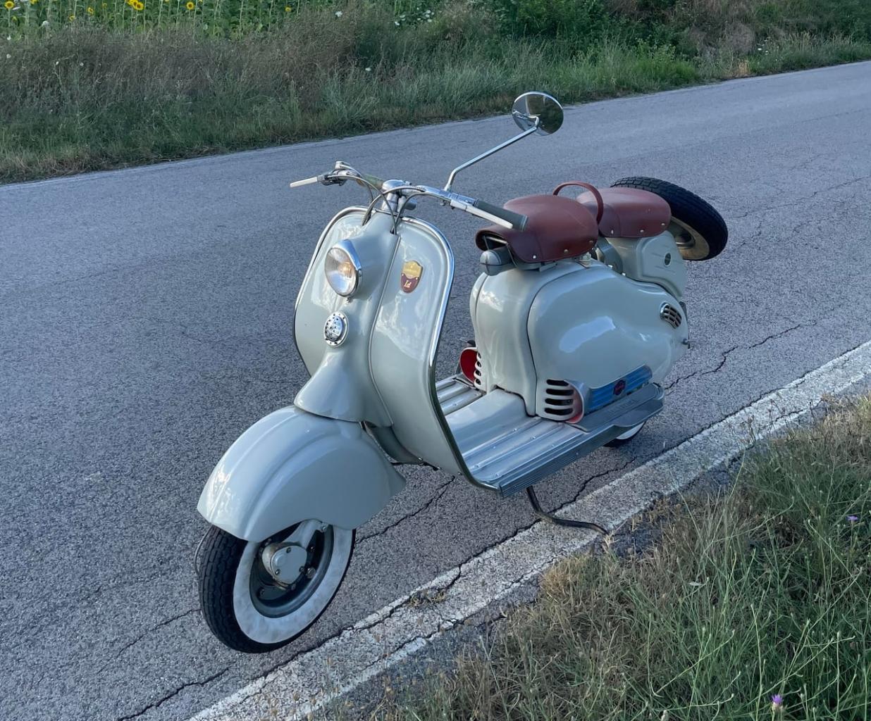 1954 Lambretta 125 LD LesAnciennes.com