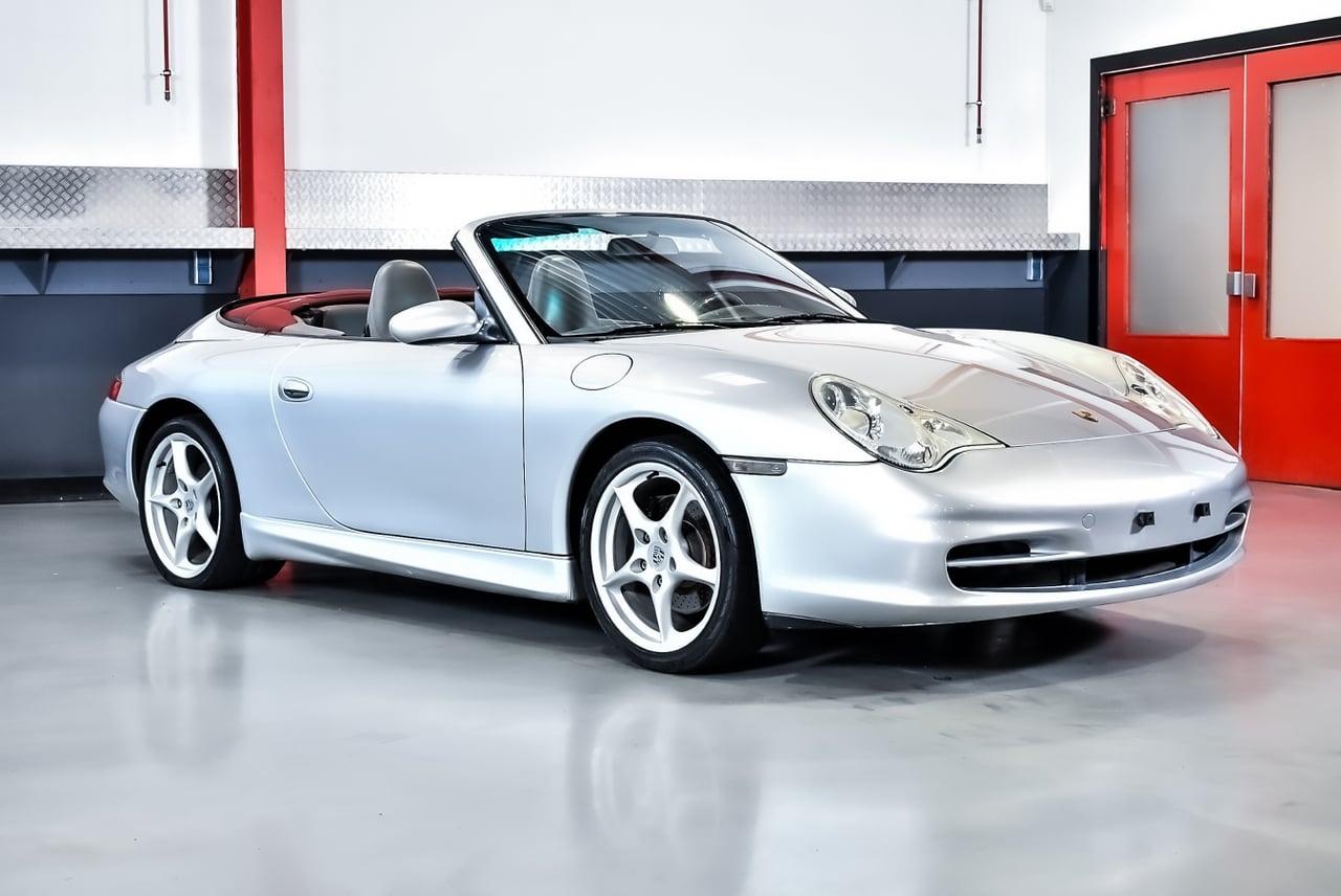 2004 Porsche 996 (911) Carrera Convertible 3,6L LesAnciennes.com