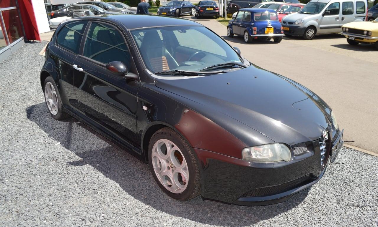 2005 Alfa Romeo 147 GTA LesAnciennes.com