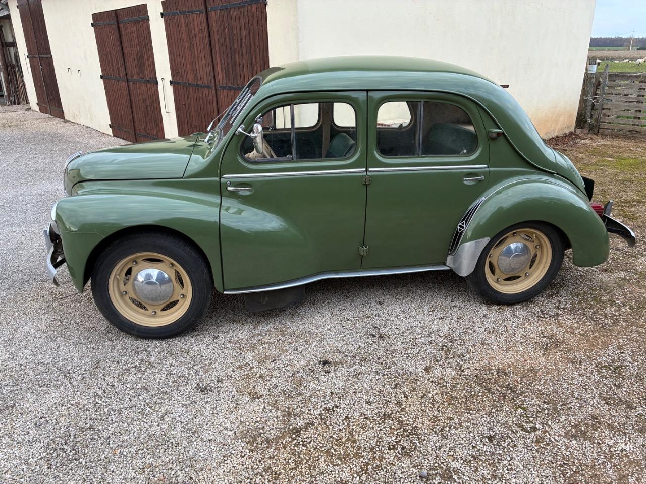 RENAULT 4CV - 1954 LesAnciennes.com
